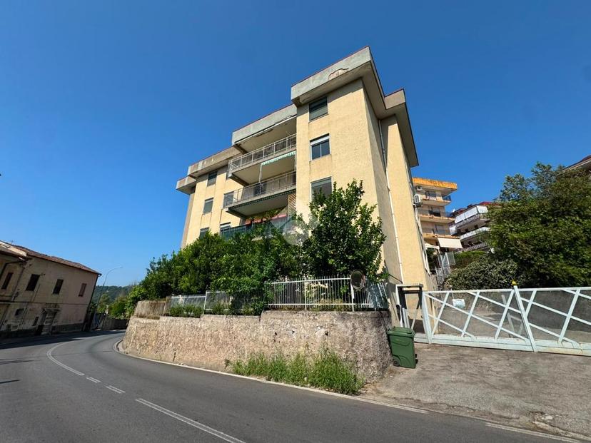 Appartamento in Via degli Etruschi 21, Salerno