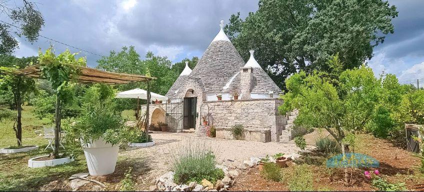 Trullo in Via Montevicoli, Ceglie Messapica