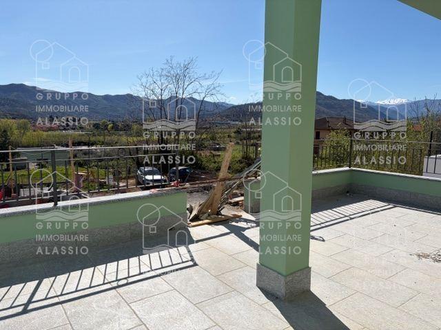 Villa trifamiliare, Villanova d'Albenga — foto 2 di 5