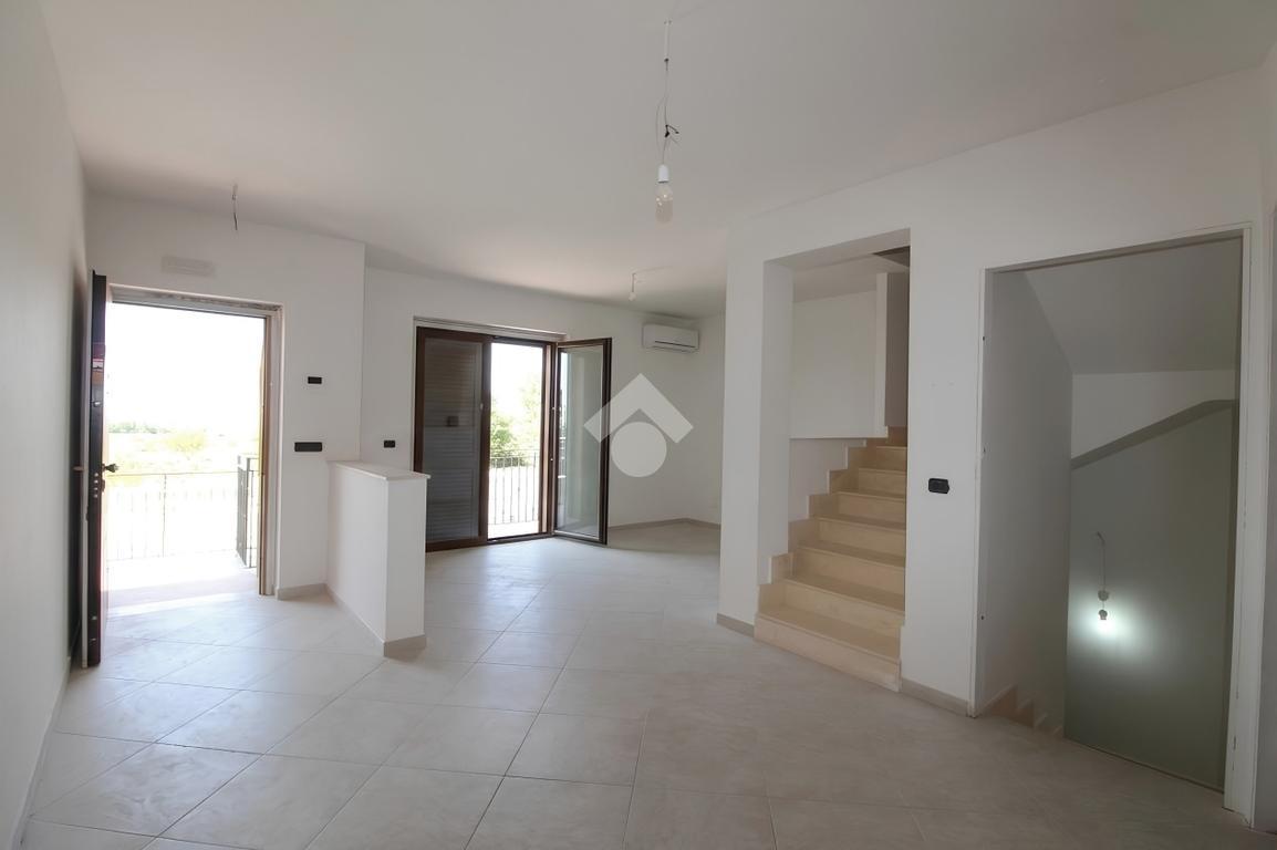 Villa a schiera in Viale Antonio Canova 136, Lucera