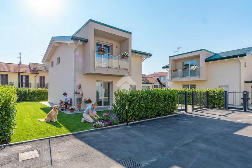 Villa in Via Cesare Battisti, Cislago — foto 5 di 5