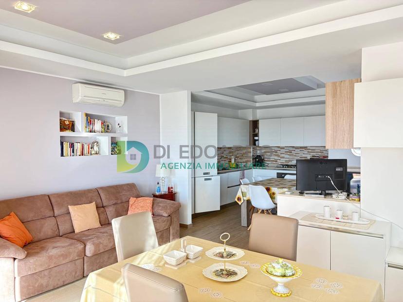 Casa indipendente in Contrada Civita, Colonnella — foto 2 di 5