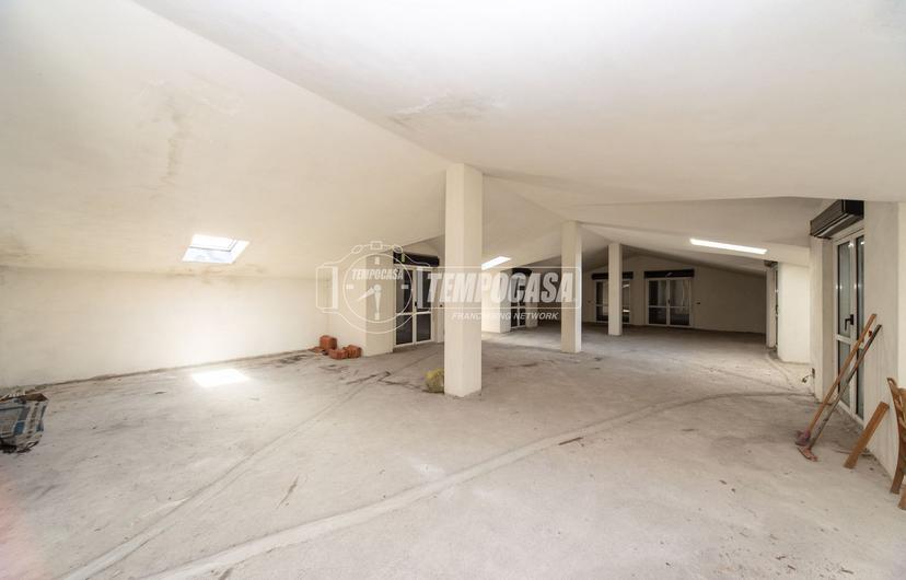 Trilocale in Via Giosuè Carducci 64, Briosco — foto 4 di 5