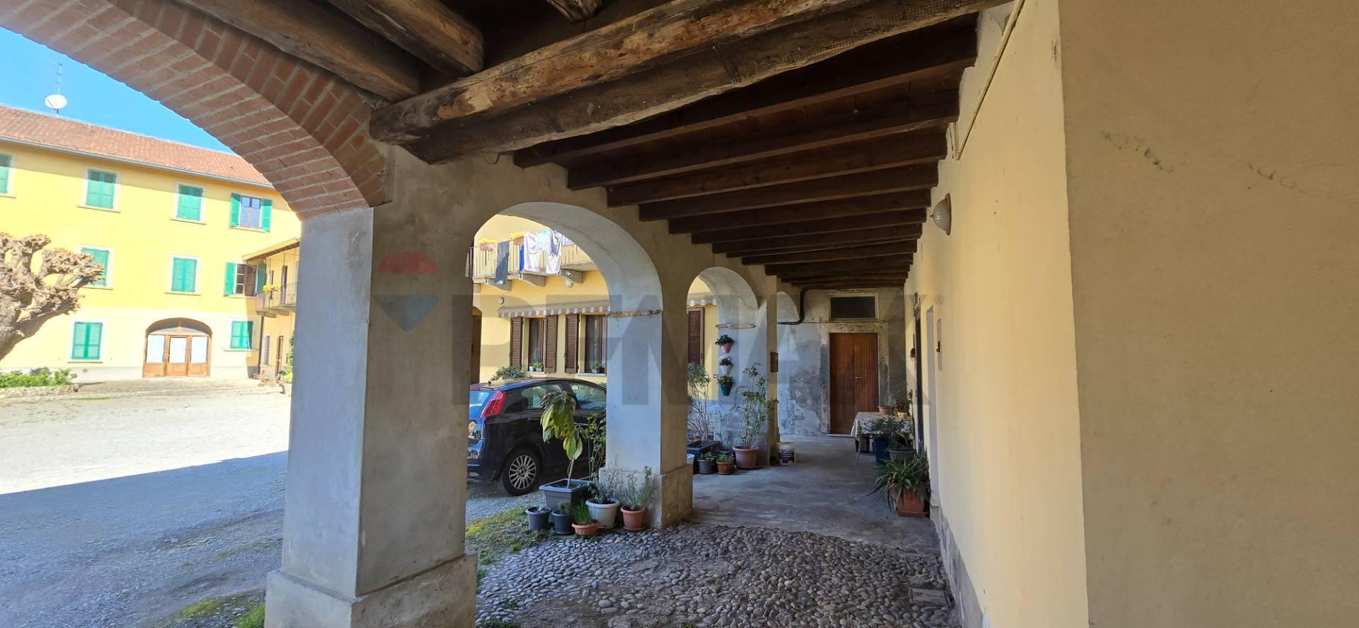 Rustico in Via Ostizza 9, Montevecchia