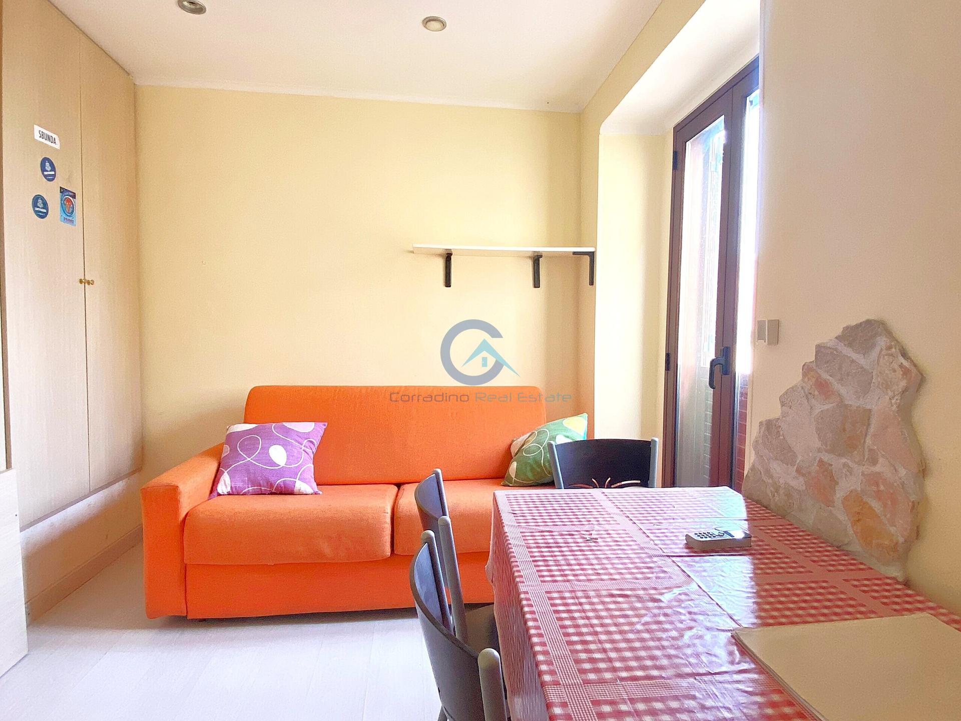 Casa indipendente in Vicoletto II Maddalena 20, Catanzaro