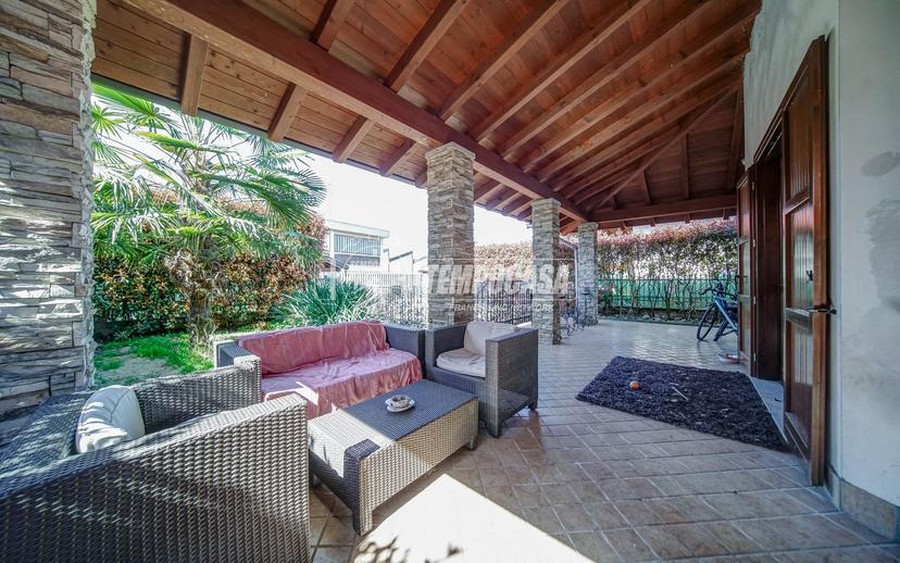 Villa in Via Castelletto Ticino, Borgo Ticino — foto 4 di 5