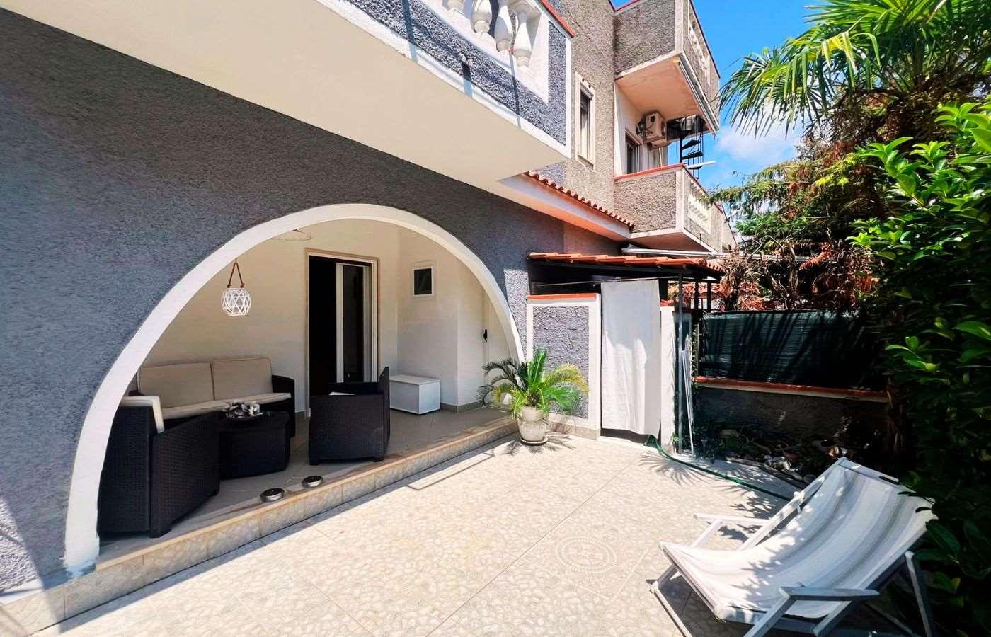 Villa a schiera in Poggio Fiorito 2000, Scalea
