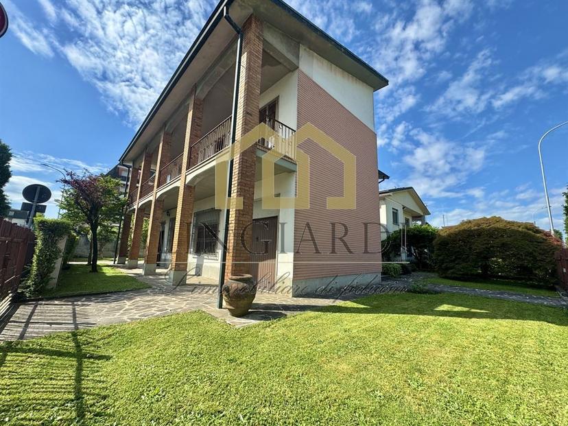 Villa in Via dei Canestrai 8, Codogno — foto 2 di 5