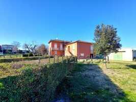 Casa indipendente in Via dei Martiri 72, Novi di Modena