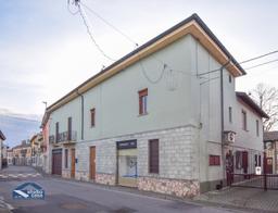 Quadrilocale in Via Roma 36, Ossago Lodigiano