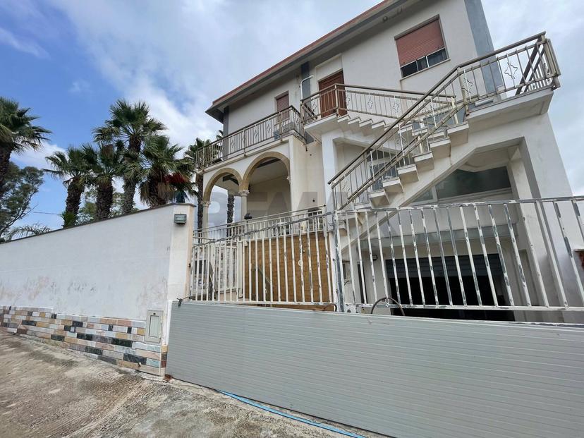 Villa in Via Piemonte 10, Menfi — foto 3 di 5