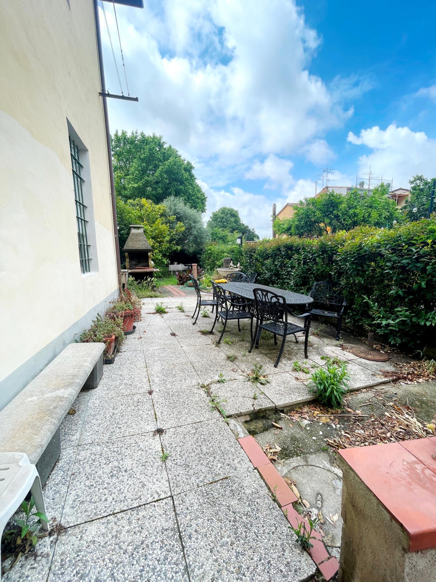 Villa, Vicopisano