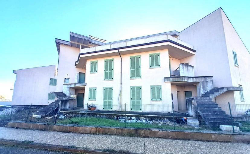 Bilocale in Via Colle di Popoli S.N.C., Rosciano — foto 4 di 5
