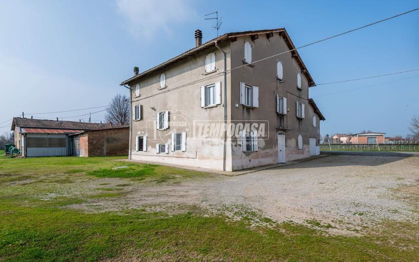 Casa colonica in Via Salimbene da Parma, Reggio nell'Emilia — foto 5 di 5