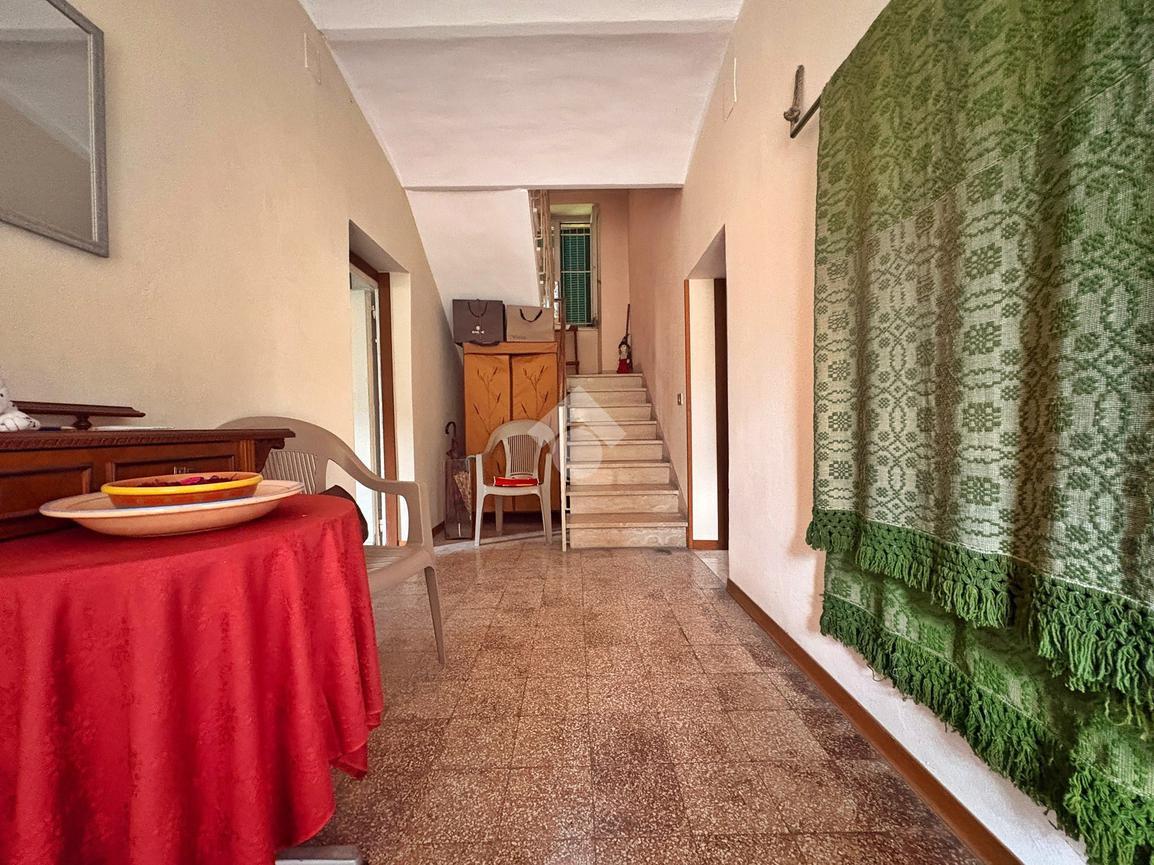 Casa indipendente in Via Flaminia, Gualdo Tadino