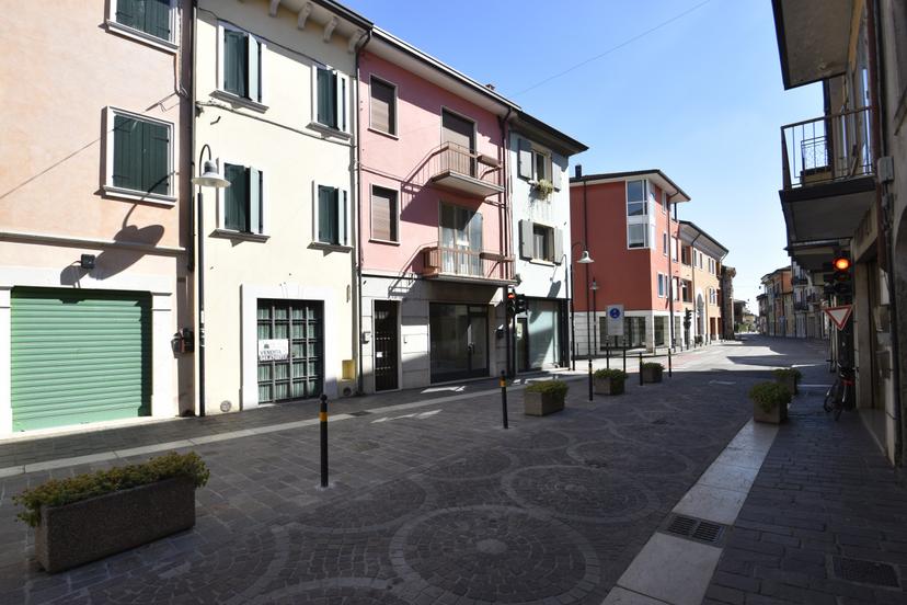 Villa a schiera in Corso Giuseppe Mazzini 112, Bussolengo — foto 2 di 5