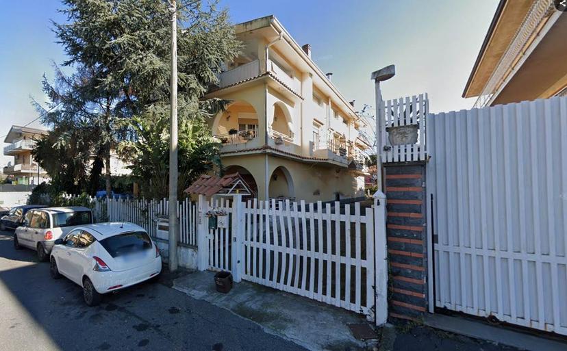 Trilocale in Via Imola, San Giovanni la Punta — foto 4 di 5