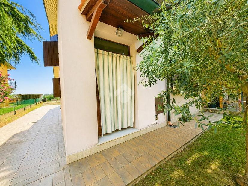 Villa in Via Madonna 17, Ravenna
