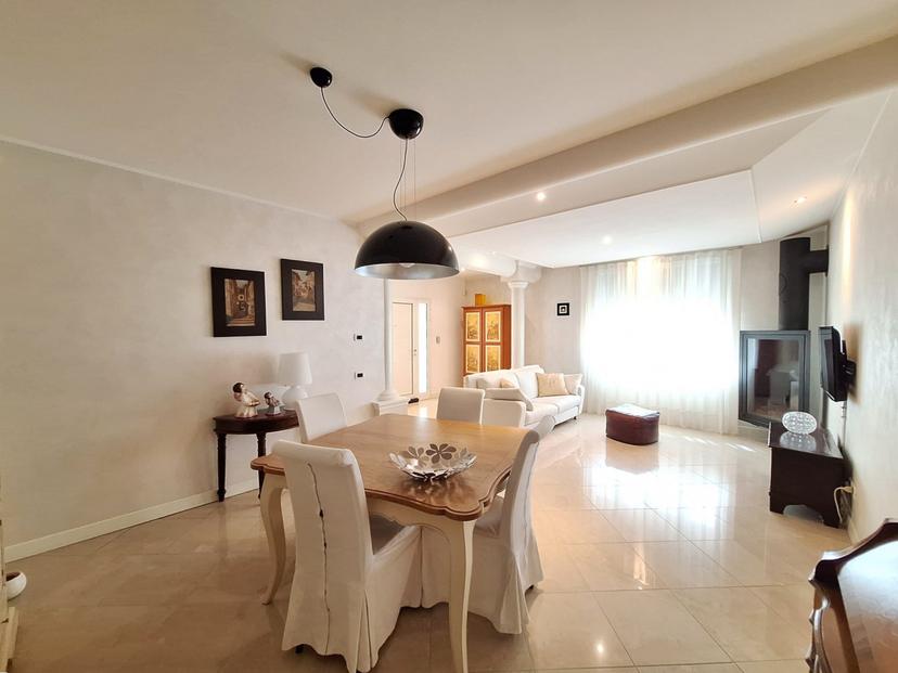 Villa in Via del Fante 14, Rovigo — foto 5 di 5