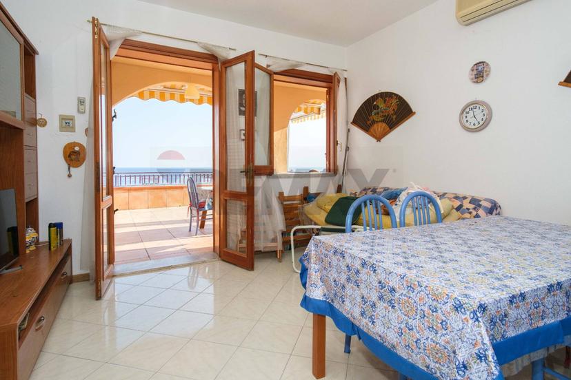 Appartamento in Contrada Sillemi 4, Letojanni — foto 2 di 5