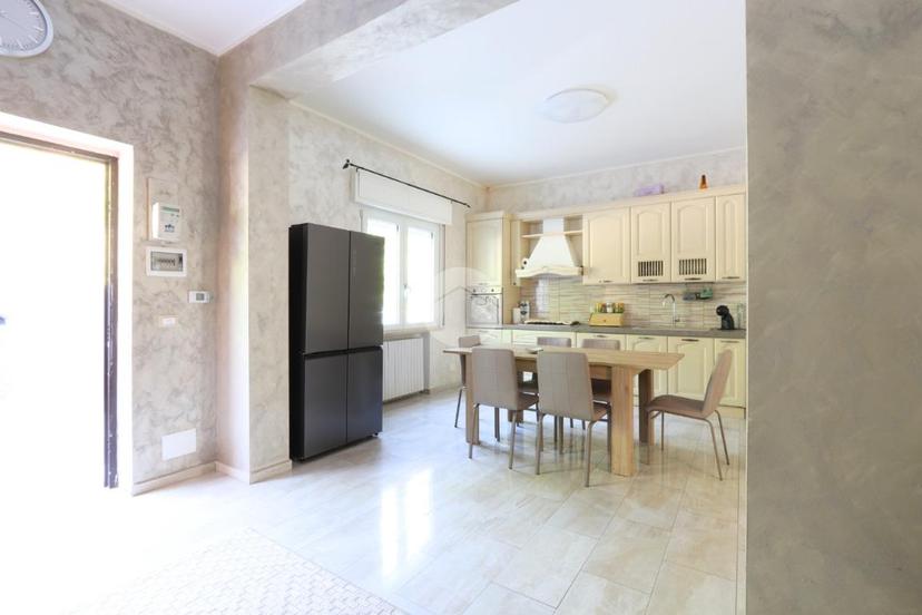 Casa indipendente in Strada Colle di Mezzo 83, Pescara — foto 5 di 5