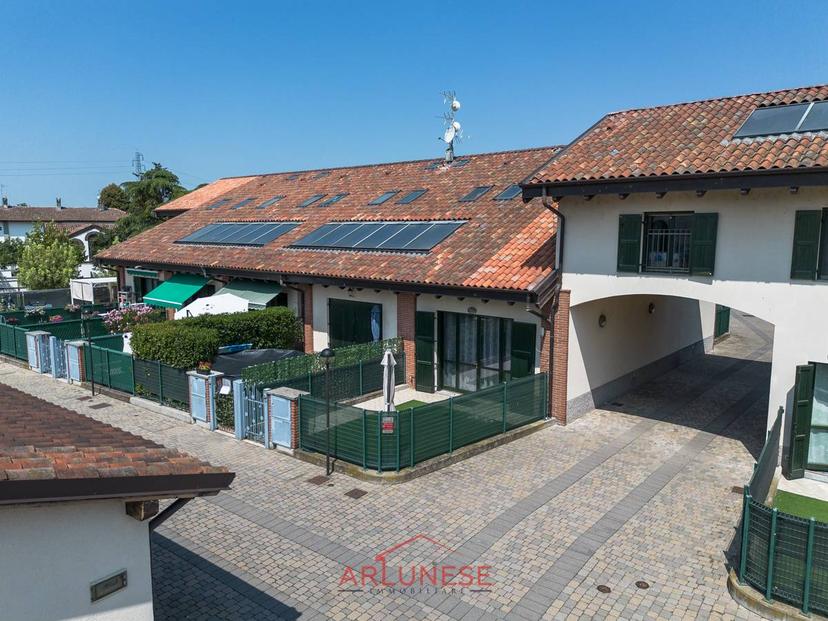 Villa a schiera in Via Don Giorgio Gelmini Snc, Villanova del Sillaro — foto 3 di 5