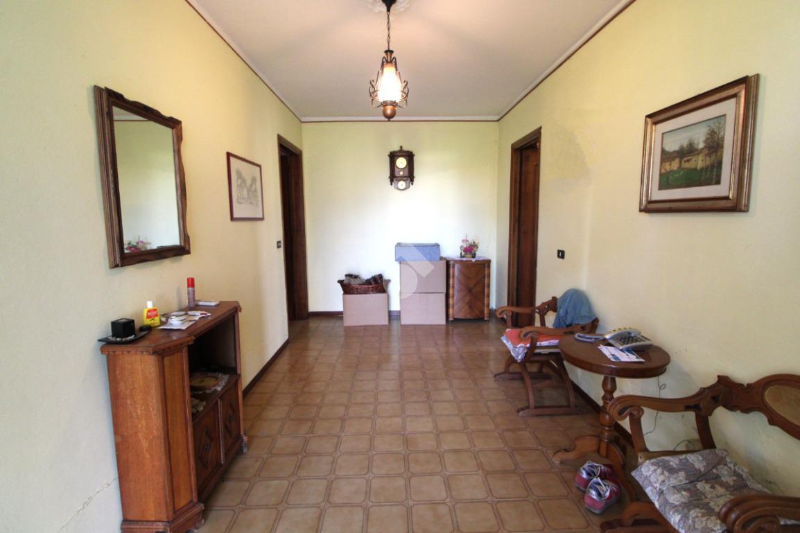Villa in Via Stanislao Solari 41, Montechiarugolo