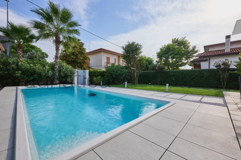 Casa indipendente, Jesolo — foto 2 di 5