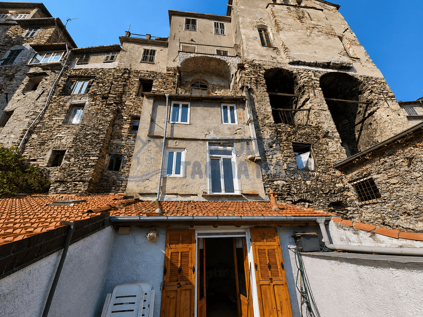 Casa indipendente in Via Sambughea 8, Triora — foto 5 di 5