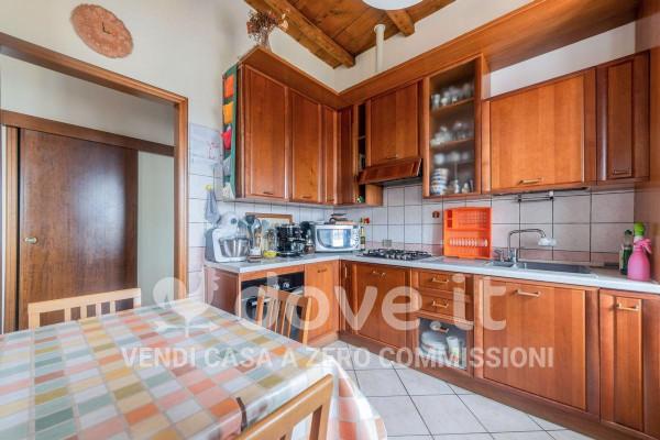 Trilocale in Via Monte Grappa 30, Casciago — foto 4 di 5