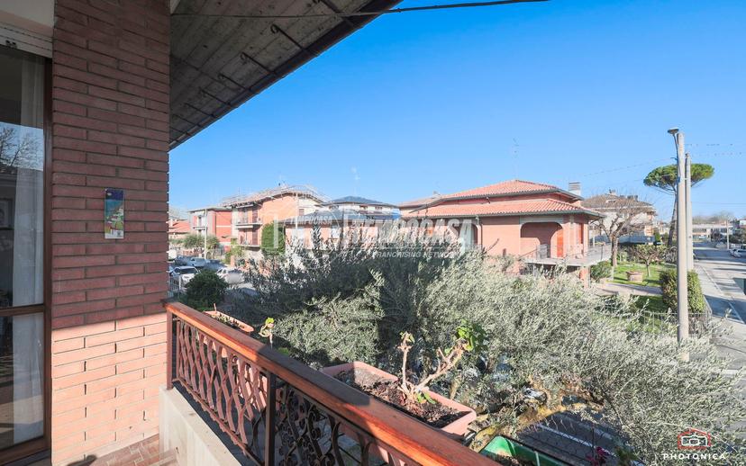 Villa in Via Domokos, Forlì — foto 2 di 5