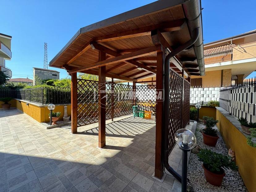 Villa a schiera in Via Antonella d'Aquino 50, Francavilla al Mare — foto 4 di 5