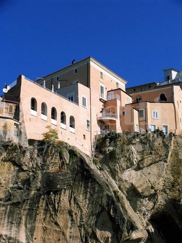 Castello in Via Indipendenza  27, Amantea — foto 2 di 5
