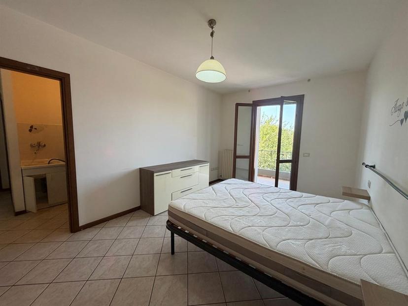 Trilocale in Via Gobetti, Bagnolo San Vito — foto 2 di 5