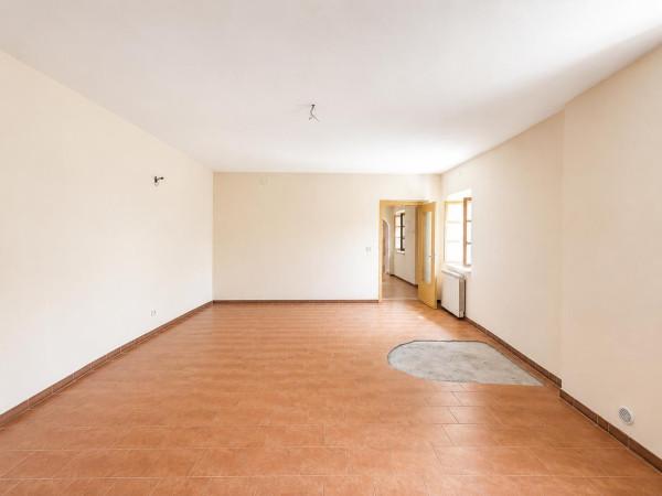 Cascina in Strada Valgera, Asti — foto 2 di 5