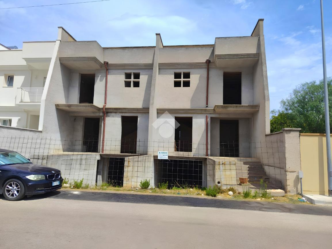Villa a schiera in Via Vincenzo Monti 50, Leverano