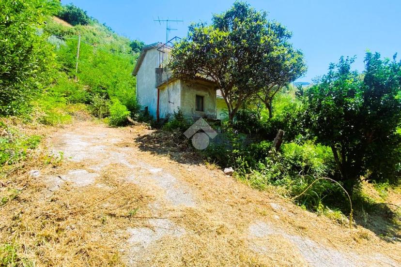 Casa indipendente in Via Sottopromintesta, Paola
