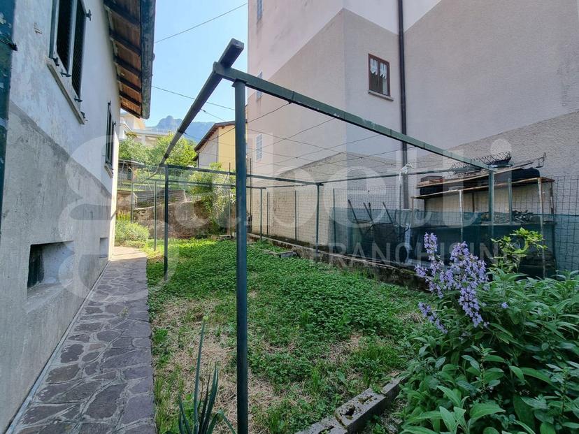Casa indipendente in Frazione Malnago 32, Lecco — foto 4 di 5