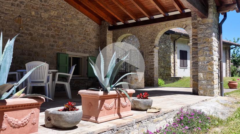 Casa indipendente in Via Montecroce 5, Toano — foto 2 di 5