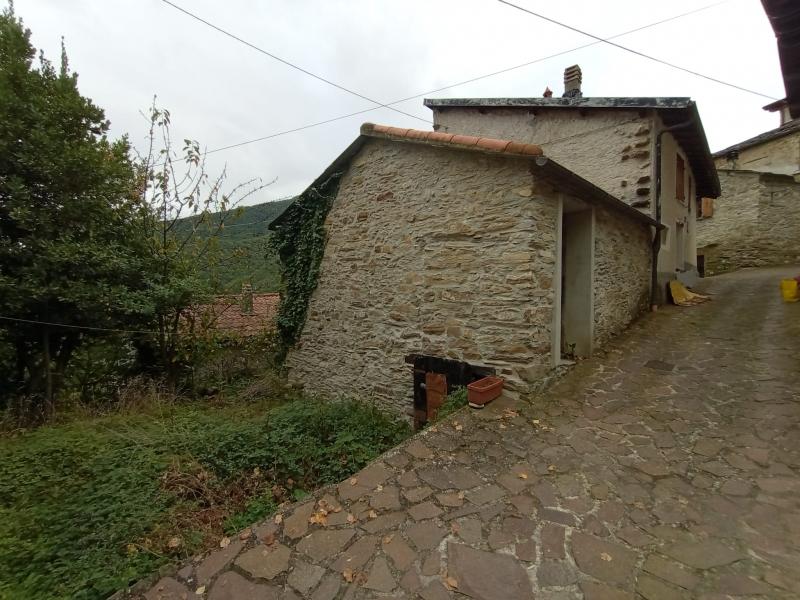 Casa indipendente in Via Cavour 93, Rezzo — foto 3 di 5