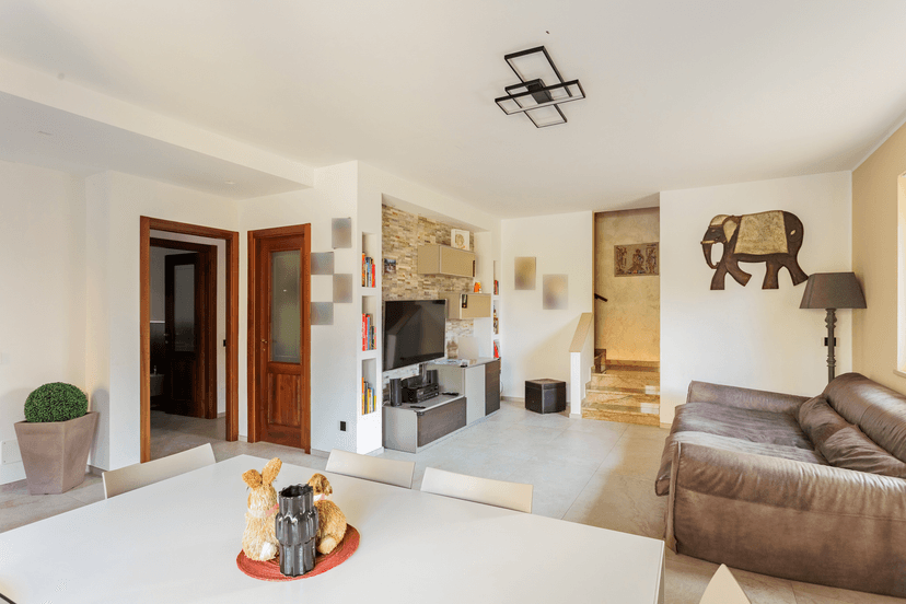 Villa in Via della Baia 5, Binago — foto 5 di 5