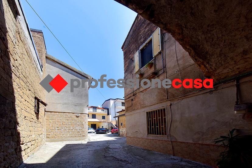Casa indipendente in Via Appia 97, San Nicola la Strada — foto 3 di 5