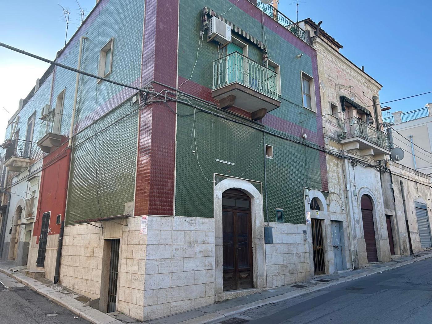 Casa indipendente in Via Carlo Alberto 87, Canosa di Puglia