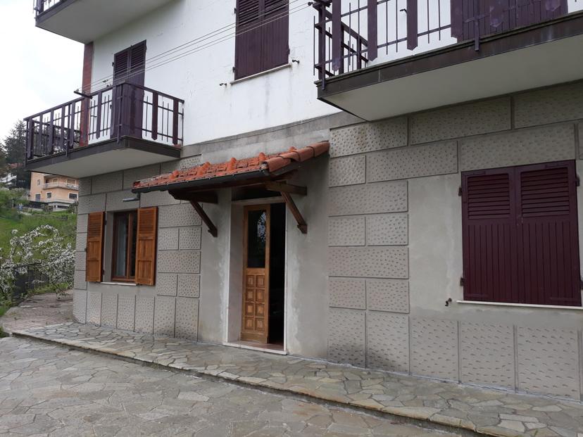 Appartamento in Via Busalla, Crocefieschi — foto 2 di 5