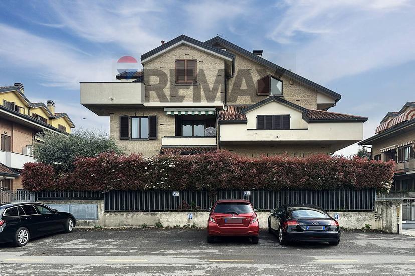 Bilocale in Via Po 139, Meda — foto 4 di 5