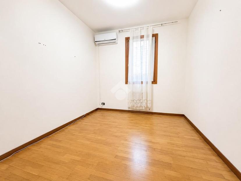 Trilocale in Via Ospedale 15, Montebelluna — foto 3 di 5