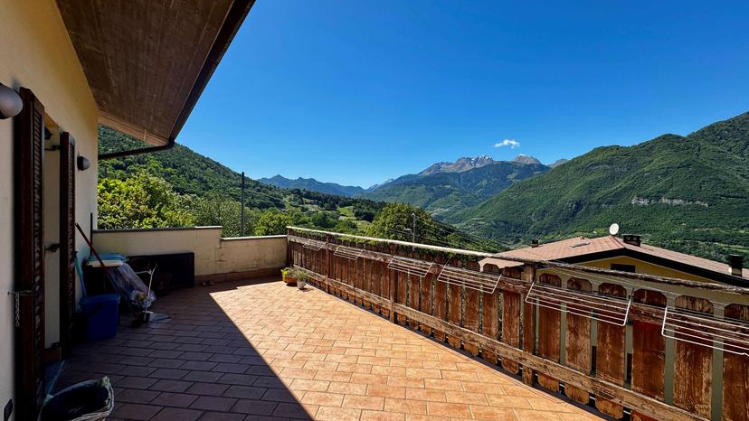 Villa bifamiliare in Via del Re 53, Breno — foto 2 di 5