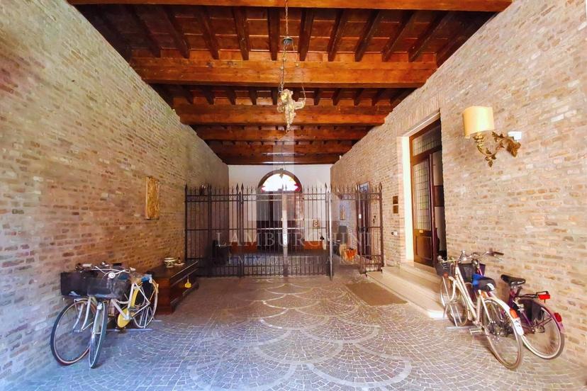 Appartamento in Via Cairoli, Ferrara