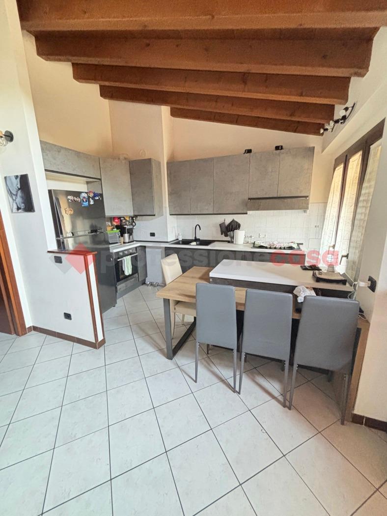 Trilocale in Via Rimembranze 27, Landriano — foto 2 di 5