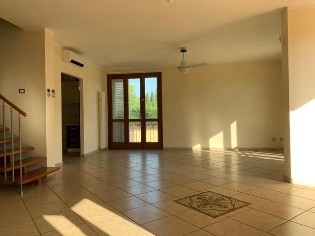 Villa bifamiliare, San Giuliano Terme — foto 3 di 5